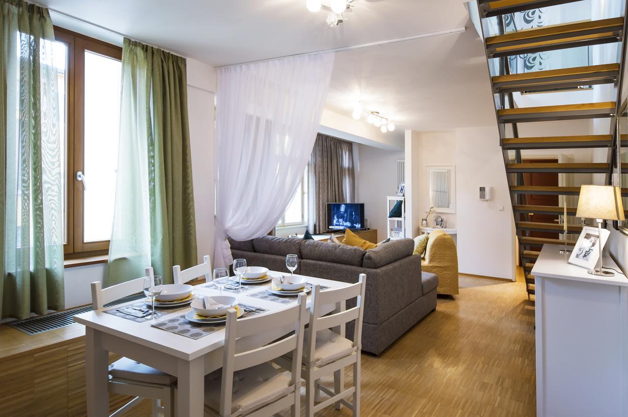 Modern Apartment Charvátova Praga Exterior foto
