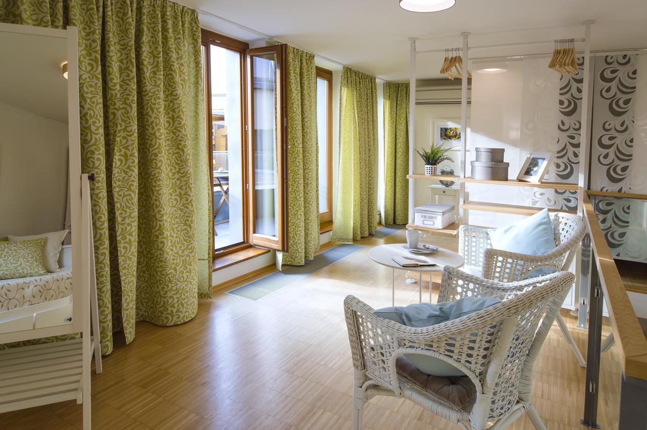 Modern Apartment Charvátova Praga Exterior foto