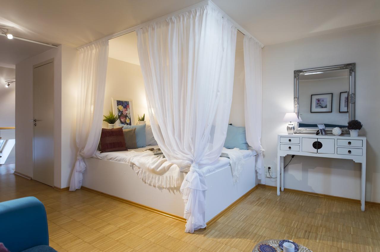 Modern Apartment Charvátova Praga Exterior foto